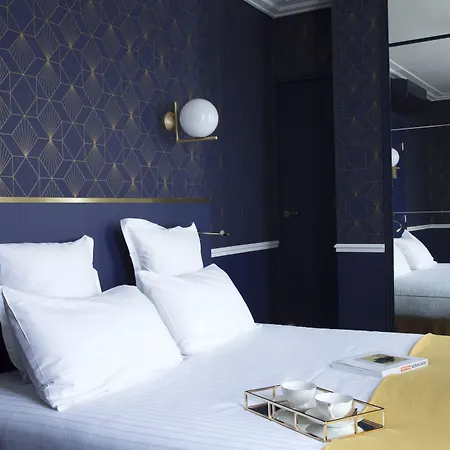 Lena 3* Paris