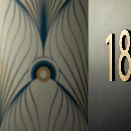 Léna Hotel 3*