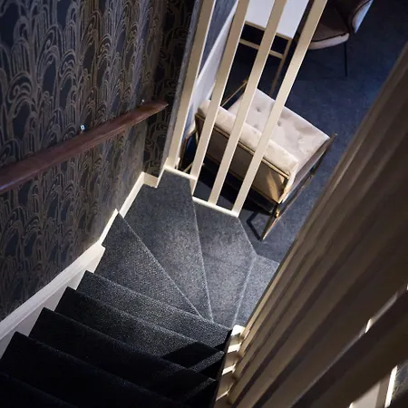 Lena Hotel Paris