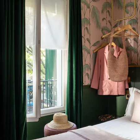 Hotel Lena Paris