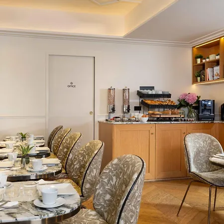 Hotel Lena 3*