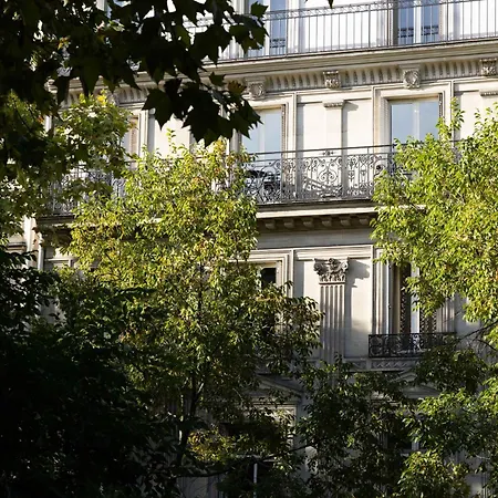 Lena Hotel Paris